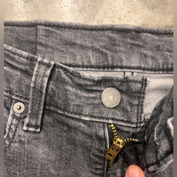 Levis jeans - Picture 3 of 6